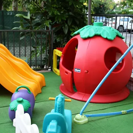 Отель Grazia Чезенатико